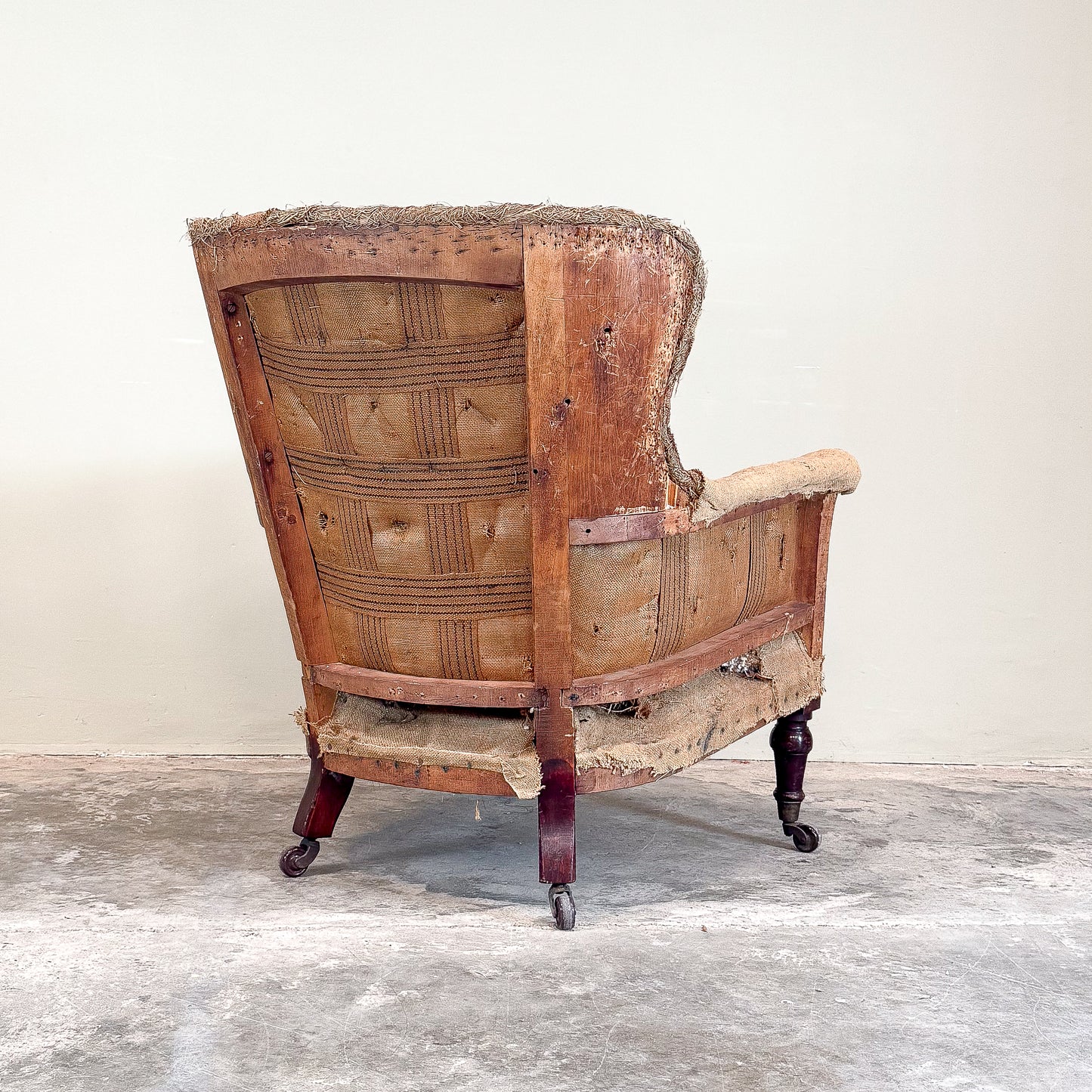 C1157 Large Library Chair