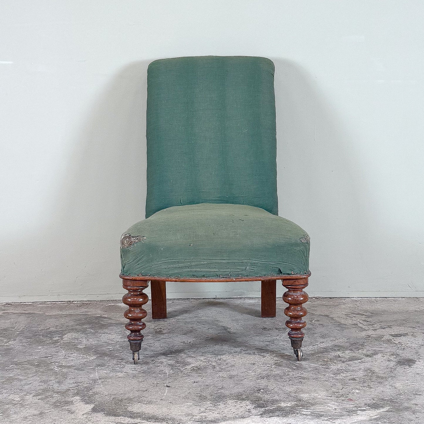 C1257 Bobbin Leg Slipper Chair