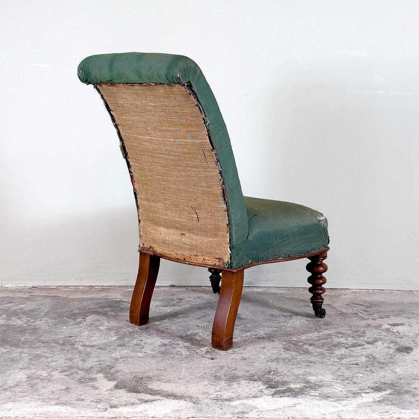 C1257 Bobbin Leg Slipper Chair