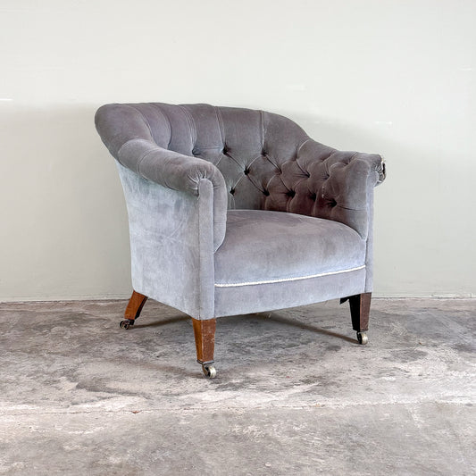 C1158 English Tub Chair