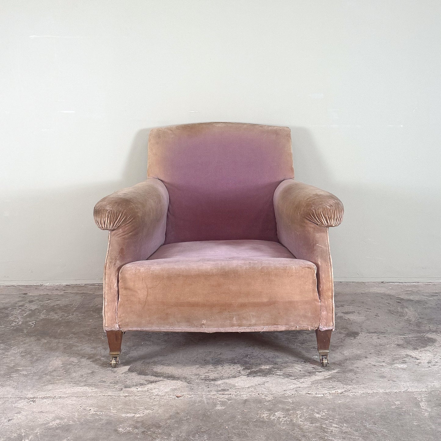 C002s Deep Seated Flat Arm Armchair