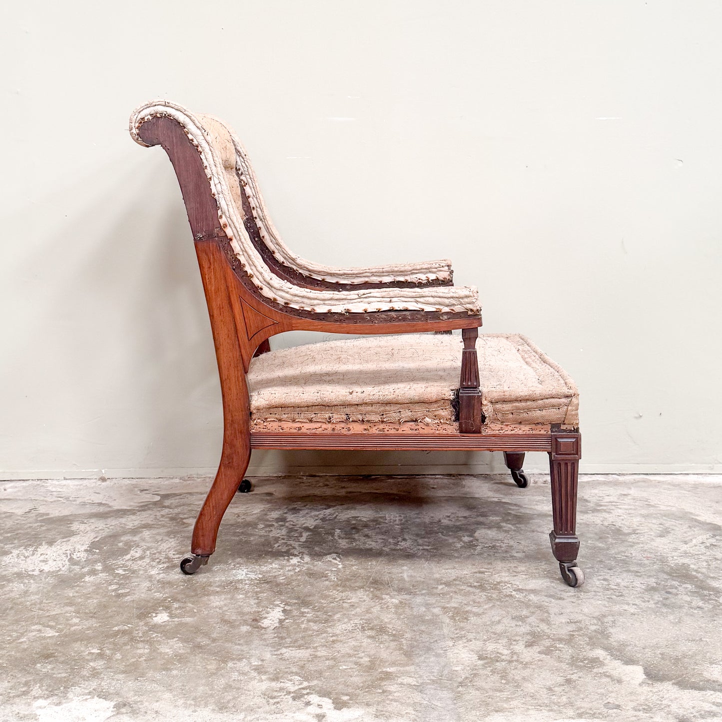 C2001 Petite Open Arm Library Chair