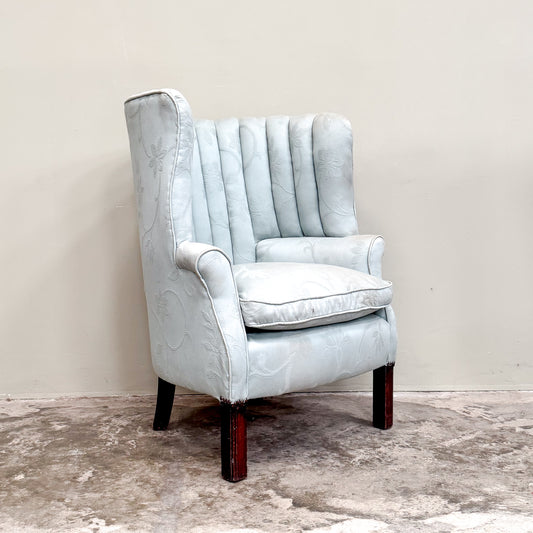 C015a Blue Ribbed Barrel Back