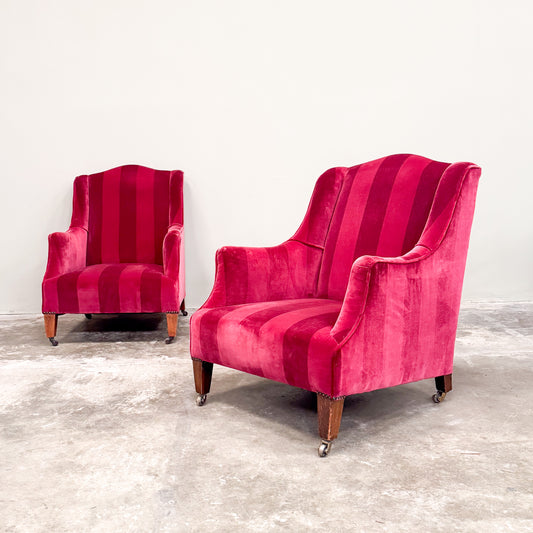 C017a  Pair of Elegant 20th Century Winged Armchairs