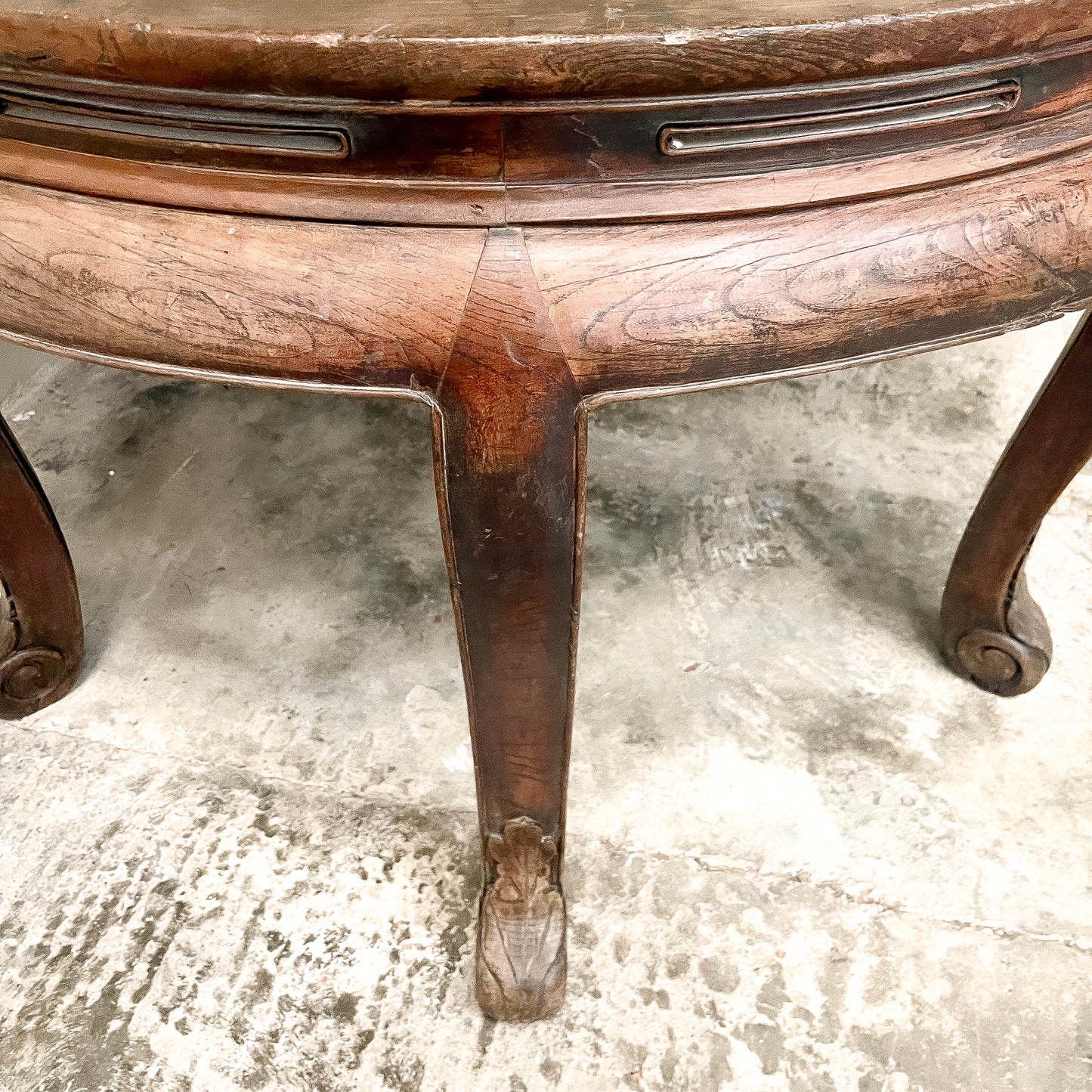1121 Centre Table / Console Table