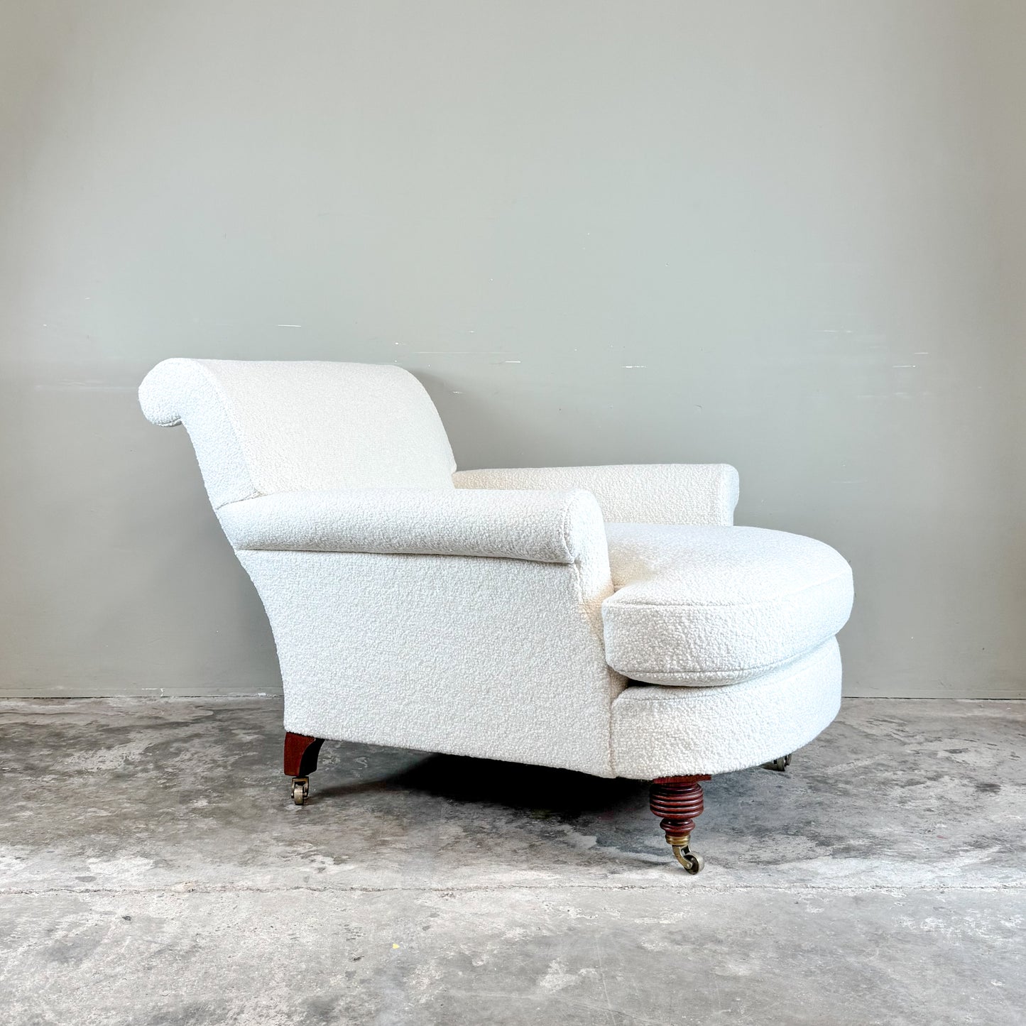 BC21 Bespoke Deep Seated Armchair