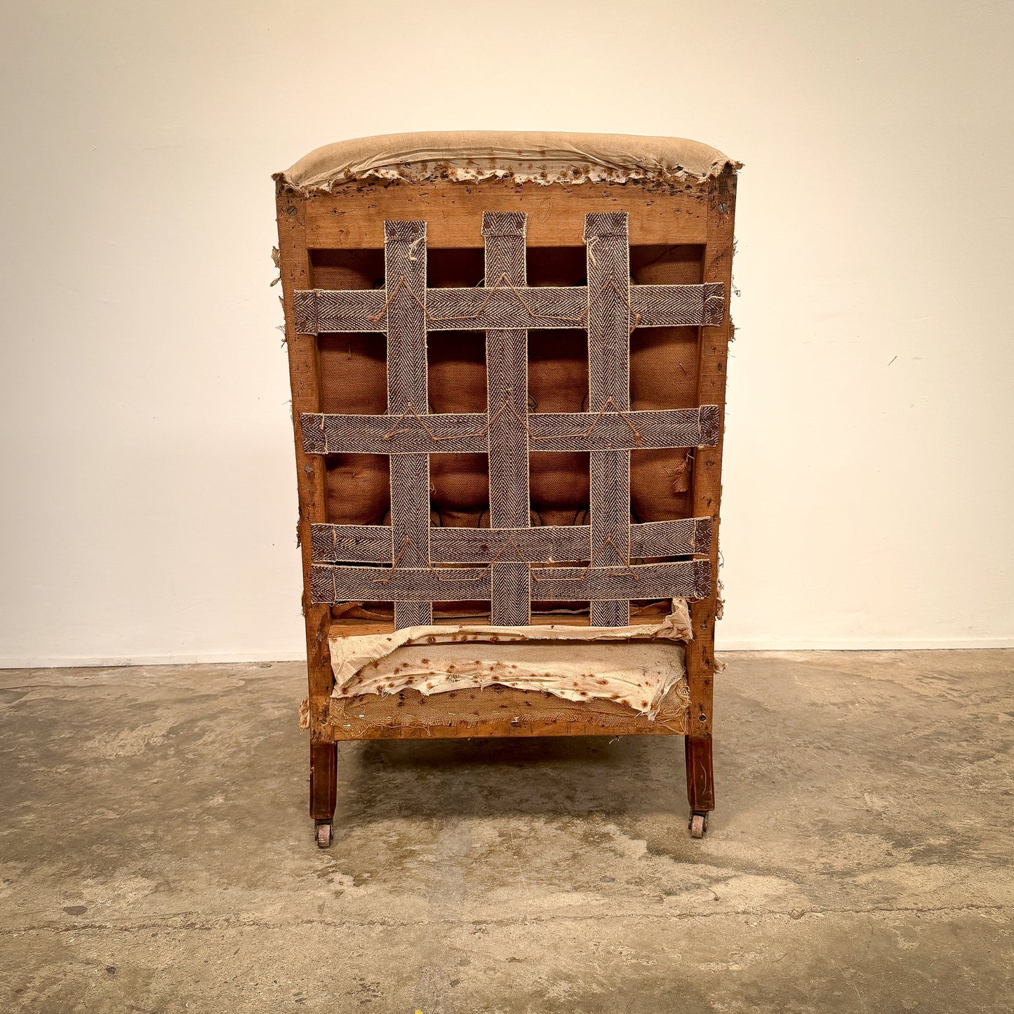 M077 19th Century Winged Armchair -