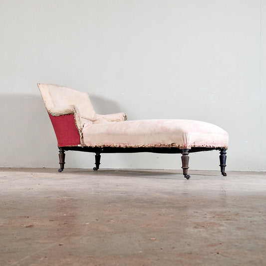 C1267 19th Century French Day Bed