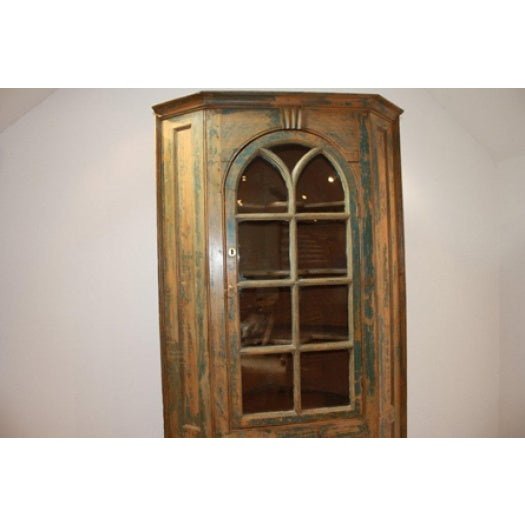 Georgian Pine Standing Corner Cupboard