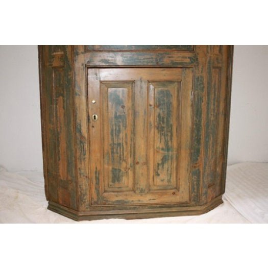 Georgian Pine Standing Corner Cupboard