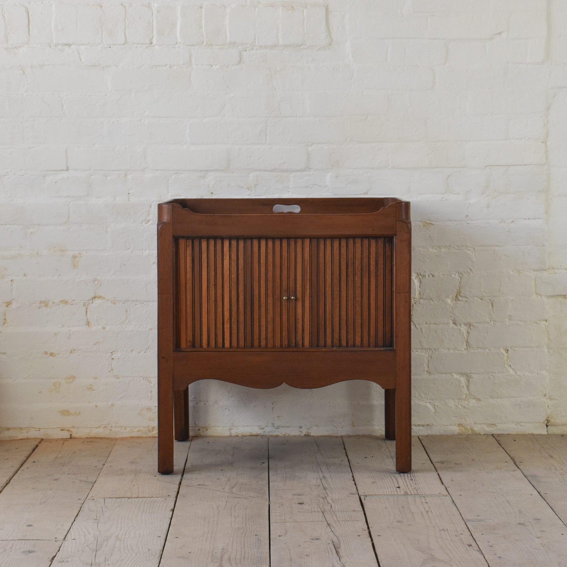 Mahogany Tray Top Commode