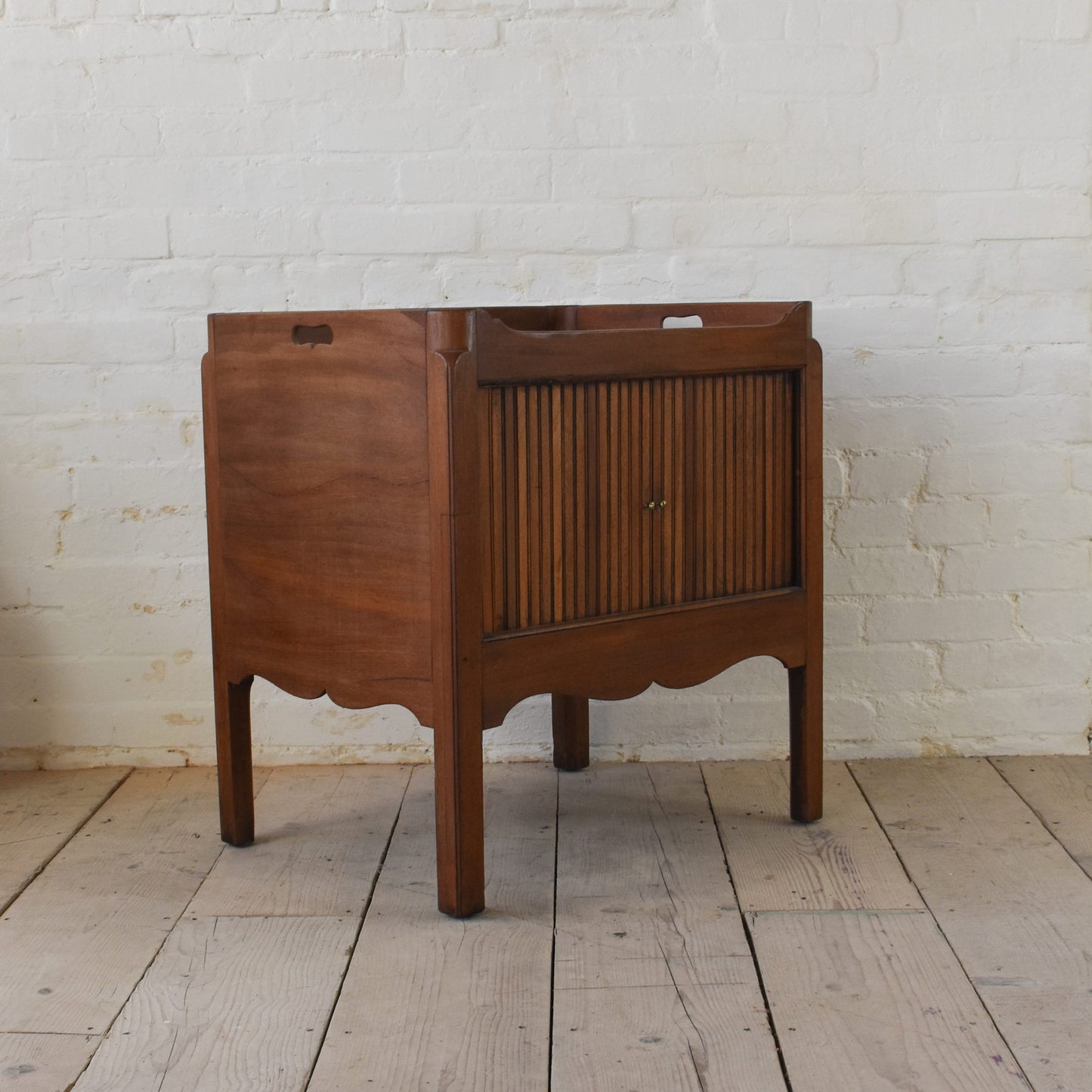 Mahogany Tray Top Commode