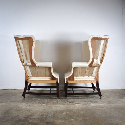 Pair of good generous bespoke wing chairs