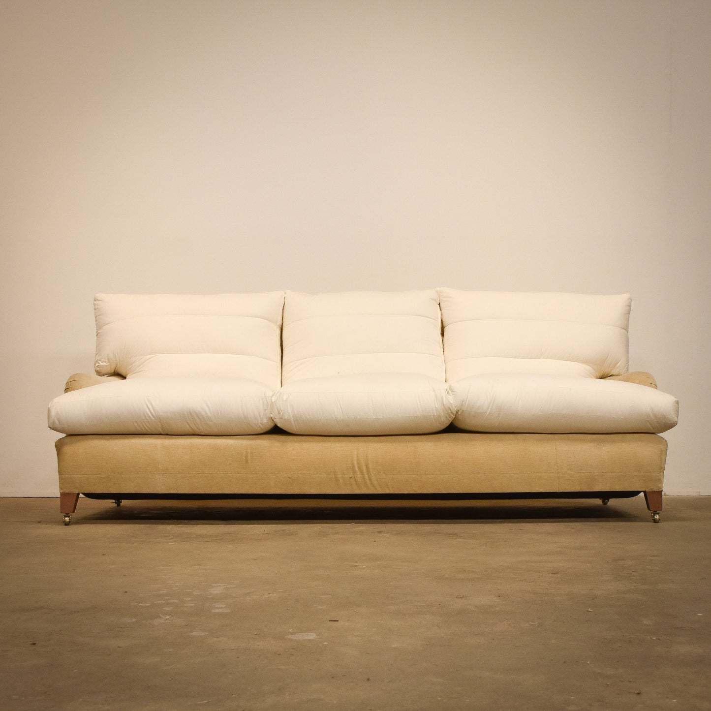 Contemporary Howard Style sofa