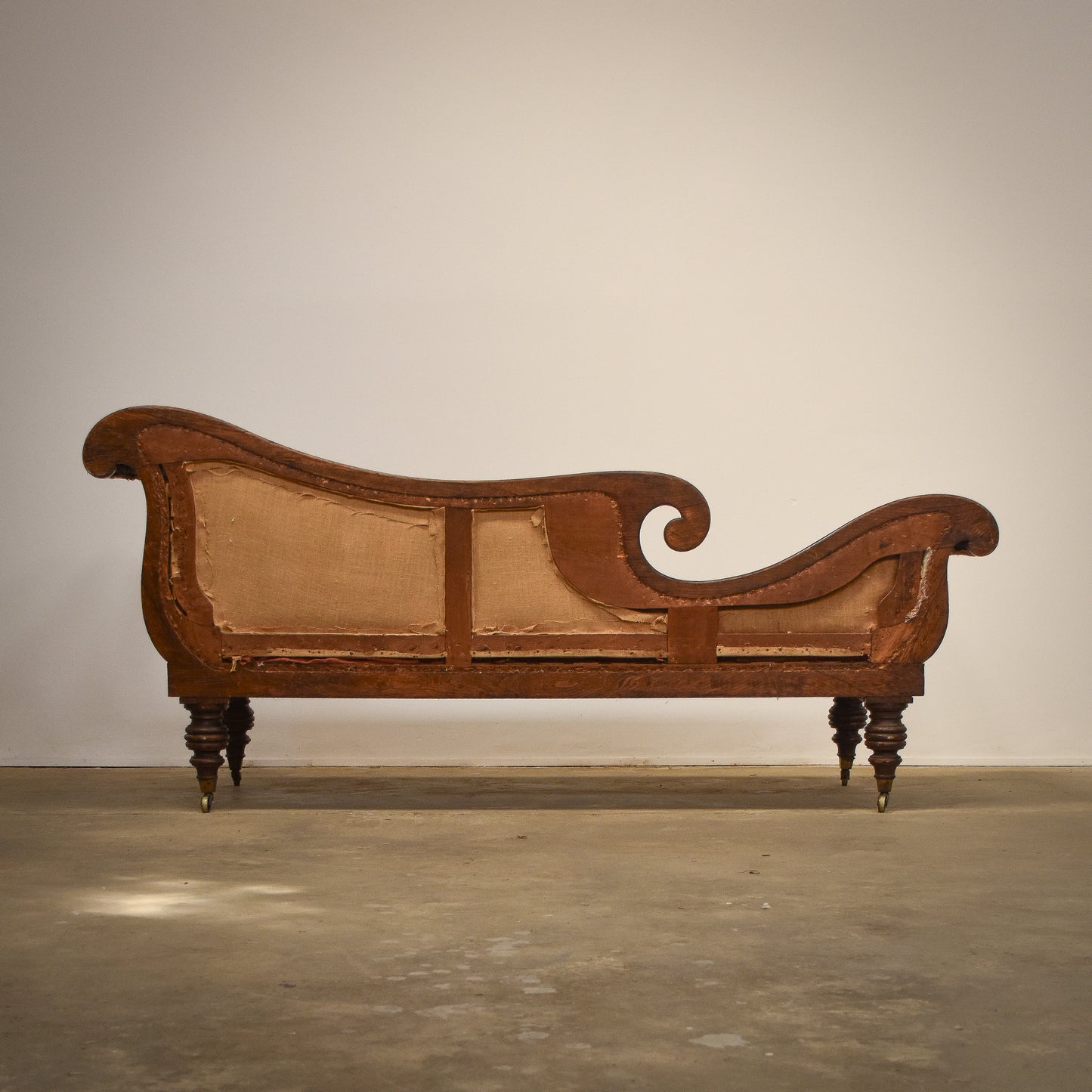 C1086 Regency Chaise Longue