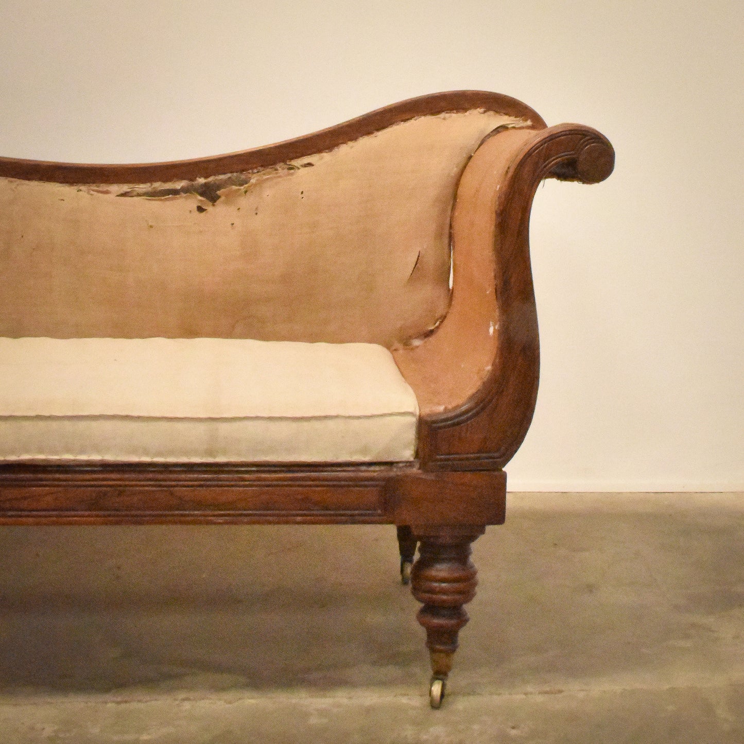 C1086 Regency Chaise Longue