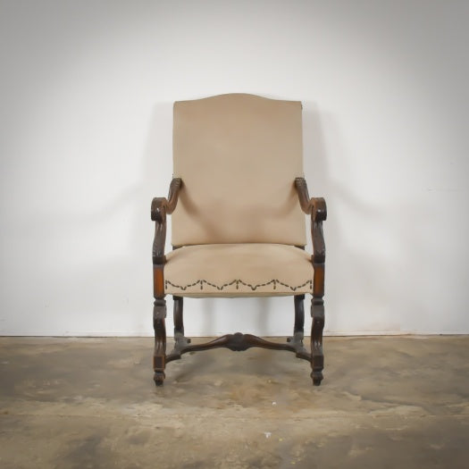 Os De Mouton Chair