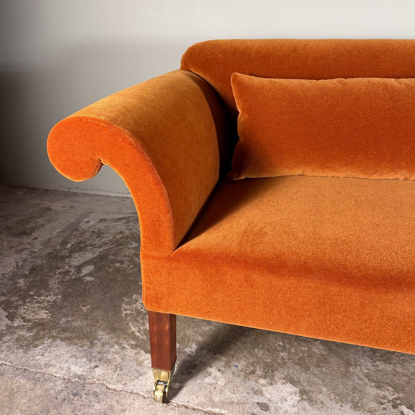 BS06 Bespoke Sofa No 6