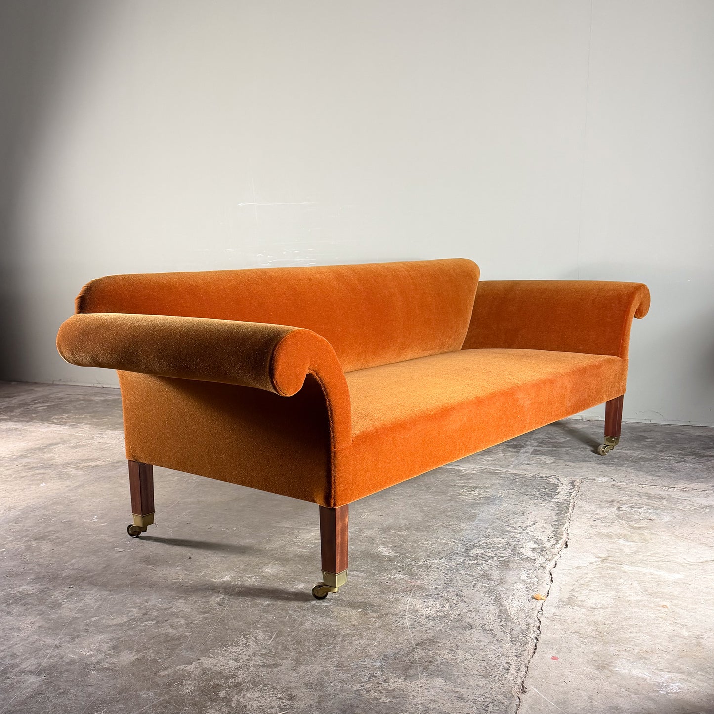 BS06 Bespoke Sofa No 6