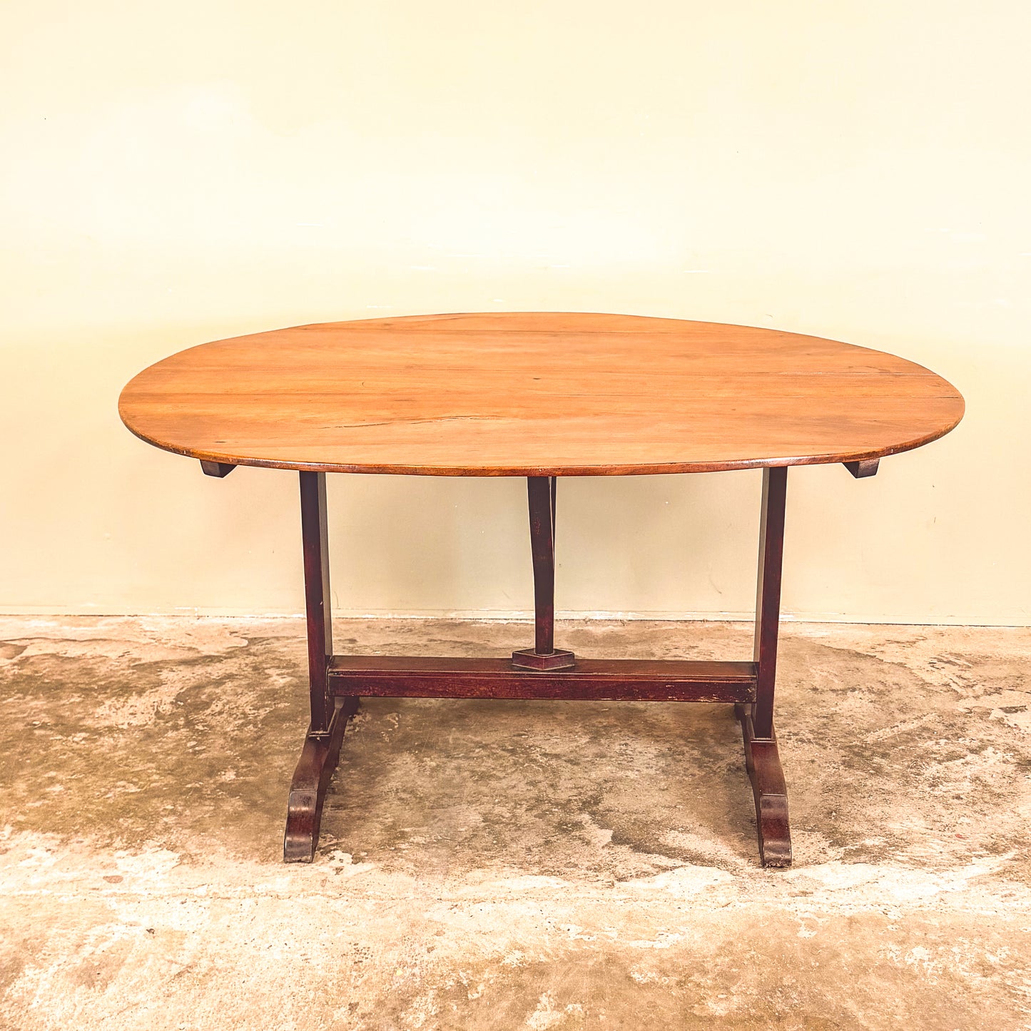 1170 Large French Vendage Table