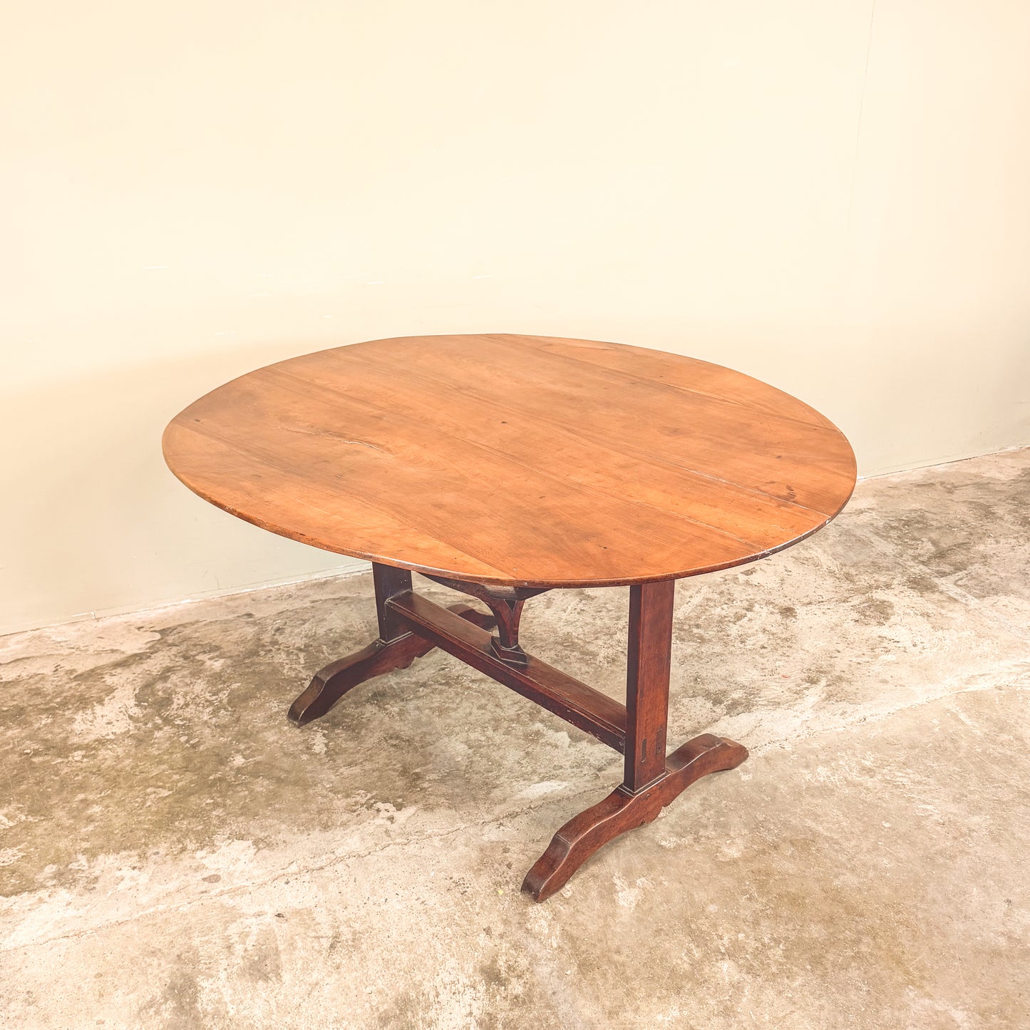 1170 Large French Vendage Table