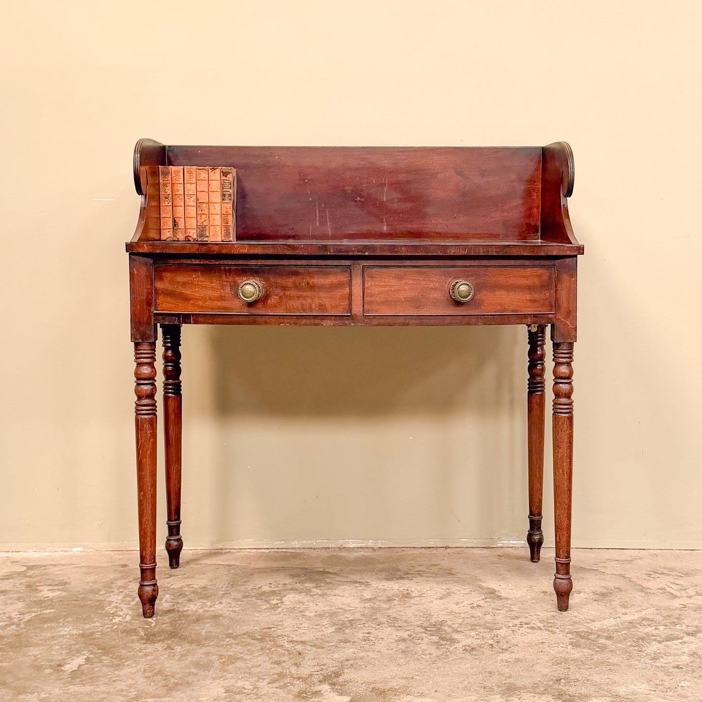 0123 Regency Mahogany Washstand