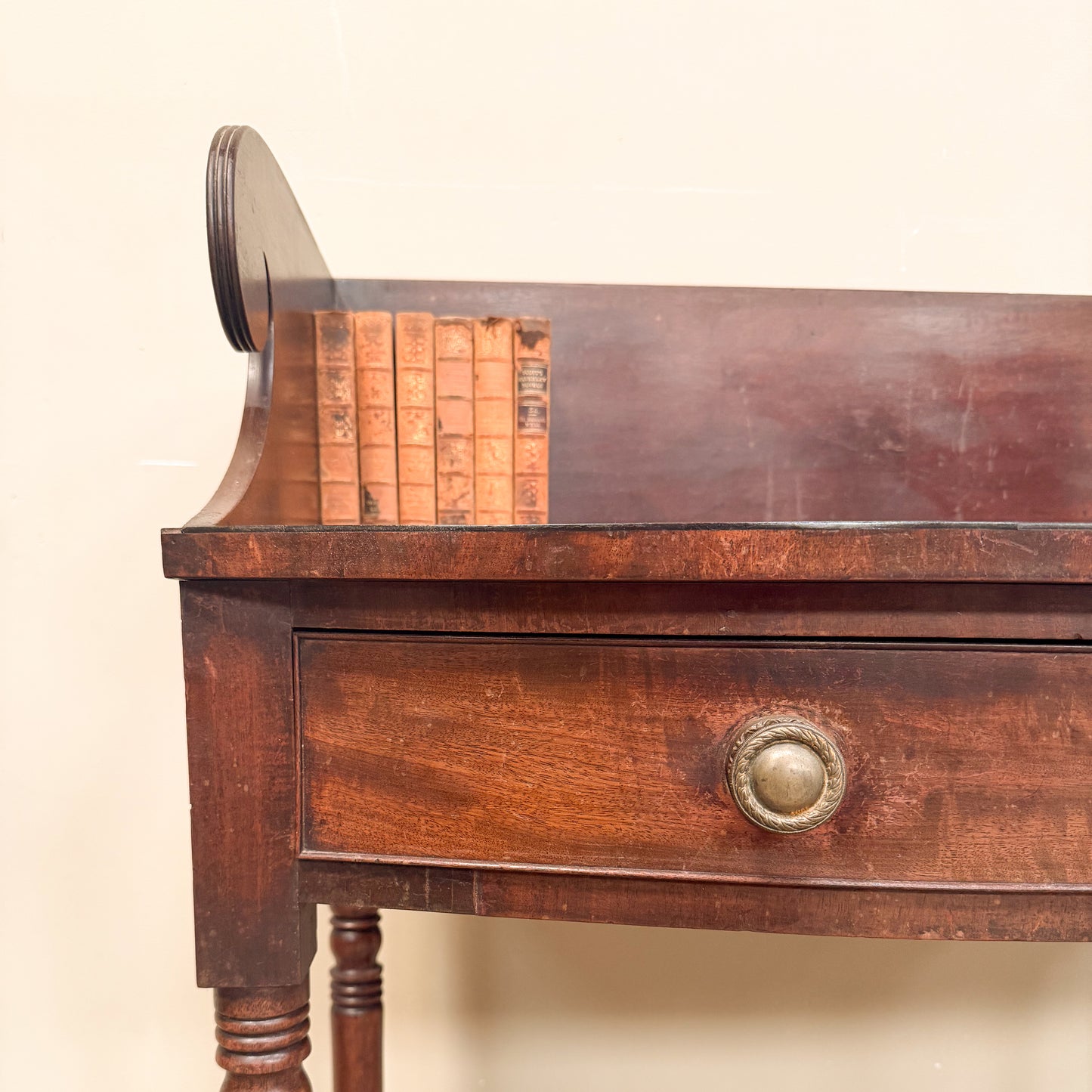 0123 Regency Mahogany Washstand