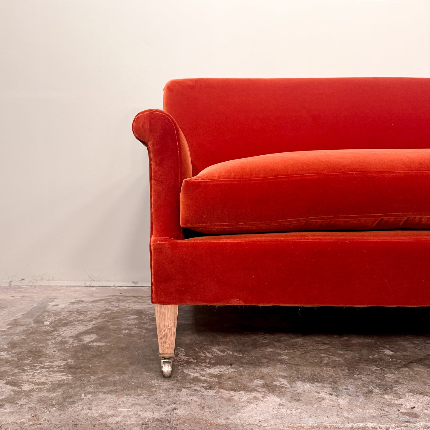 BS07 Bespoke Sofa No 7