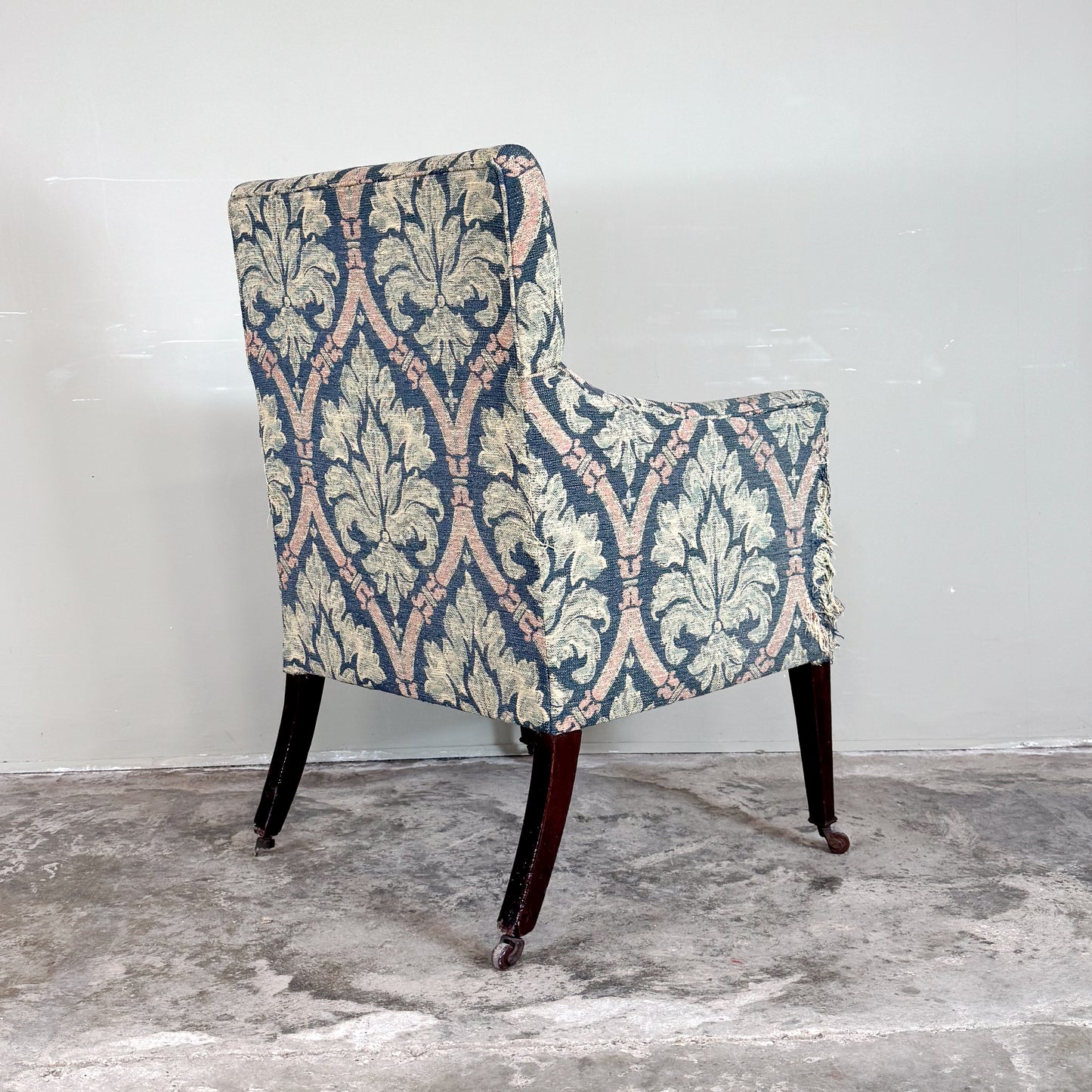 C1309 Good Scale Edwardian Library Chair