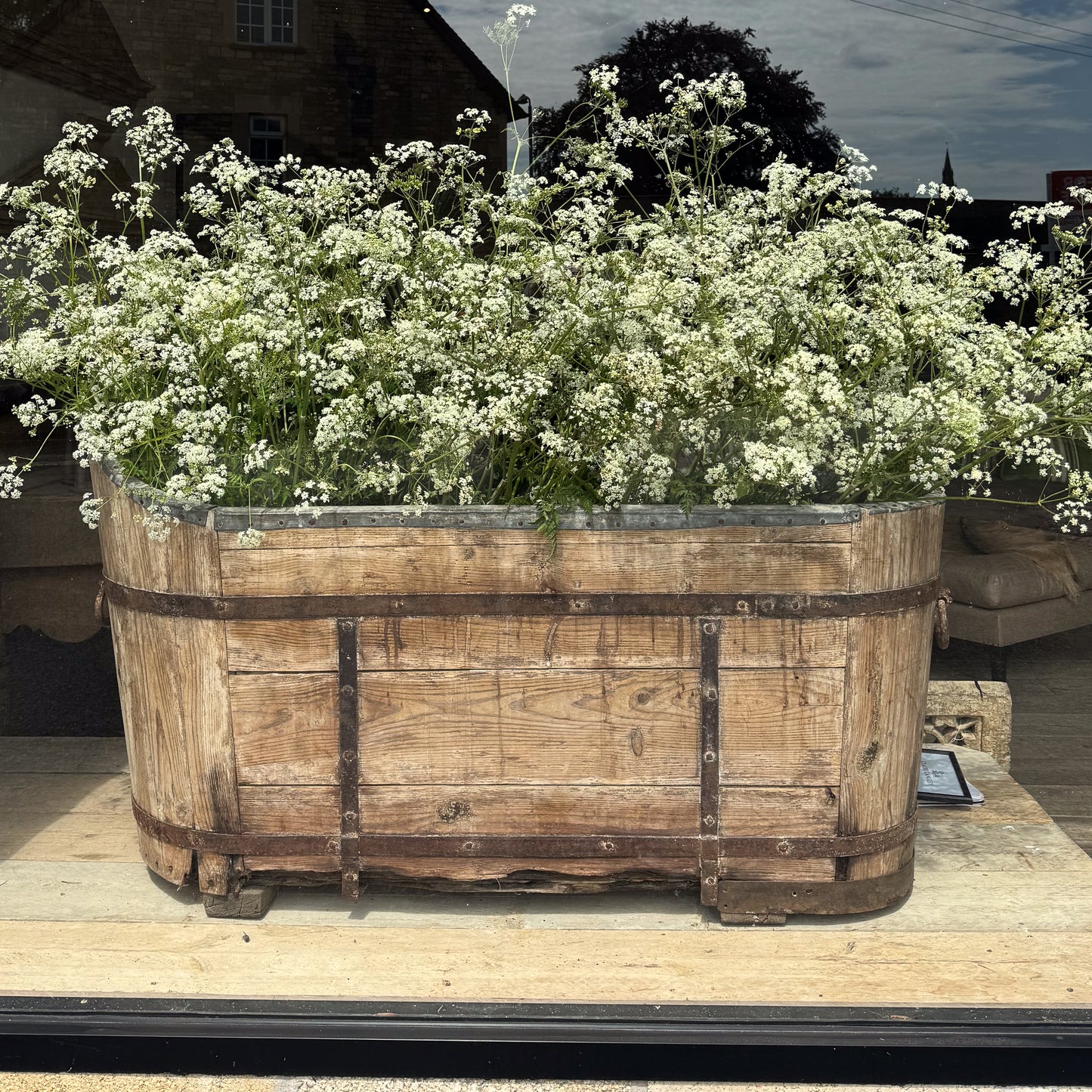 1211 19th Century Zinc Lined Slipper Bath