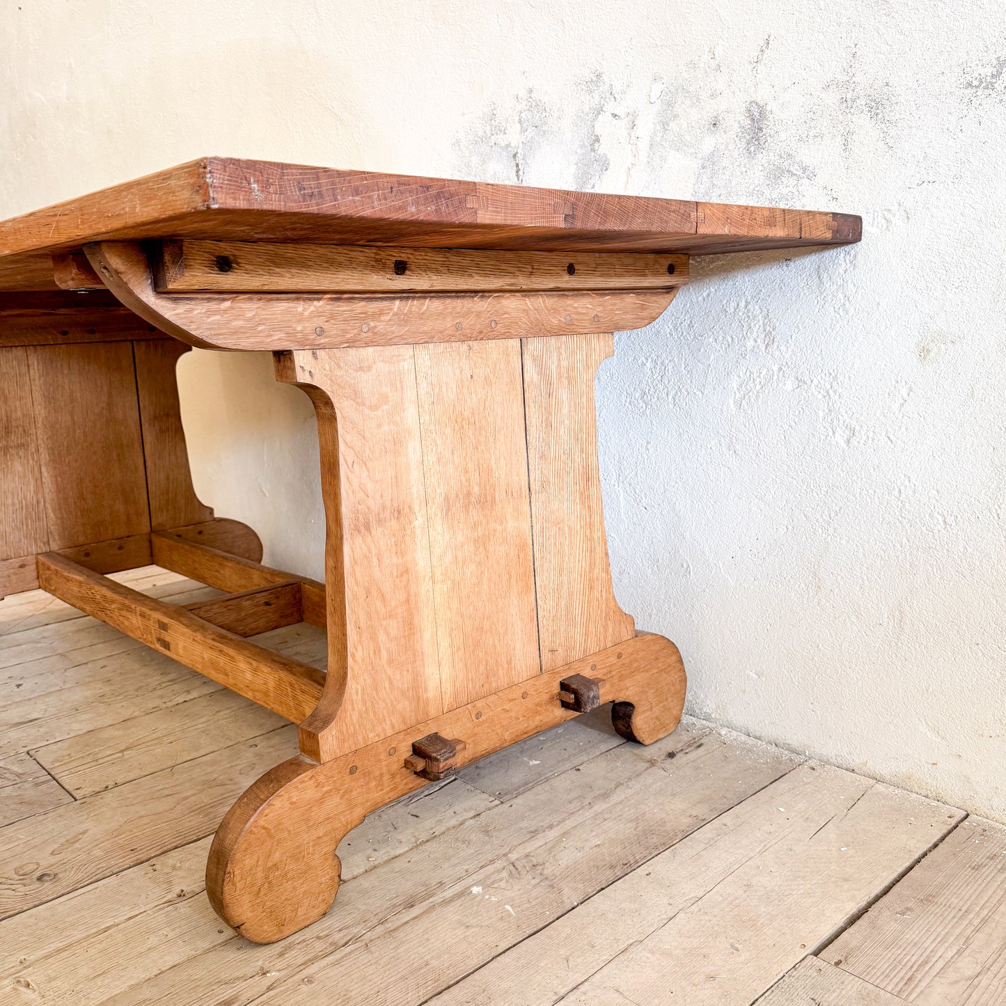 1328 Oak Library Table