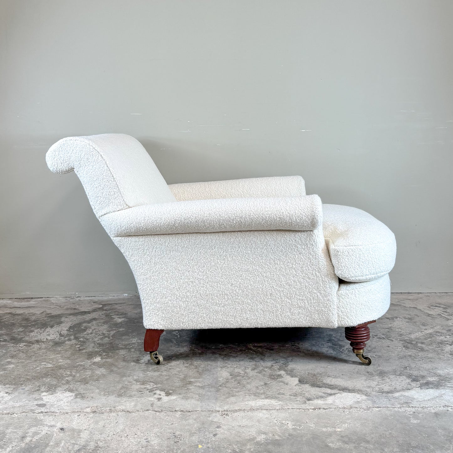 BC21 Bespoke Deep Seated Armchair