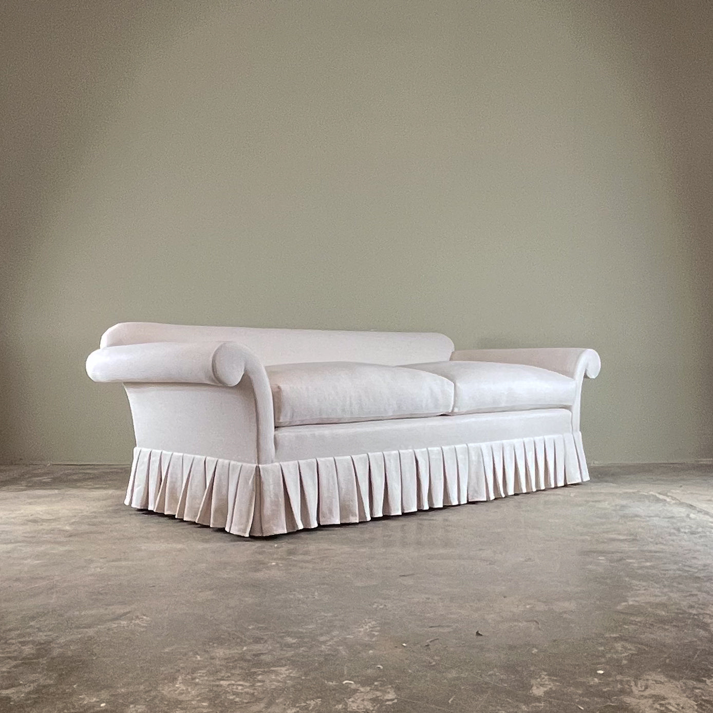 BS06 Bespoke Sofa No 6