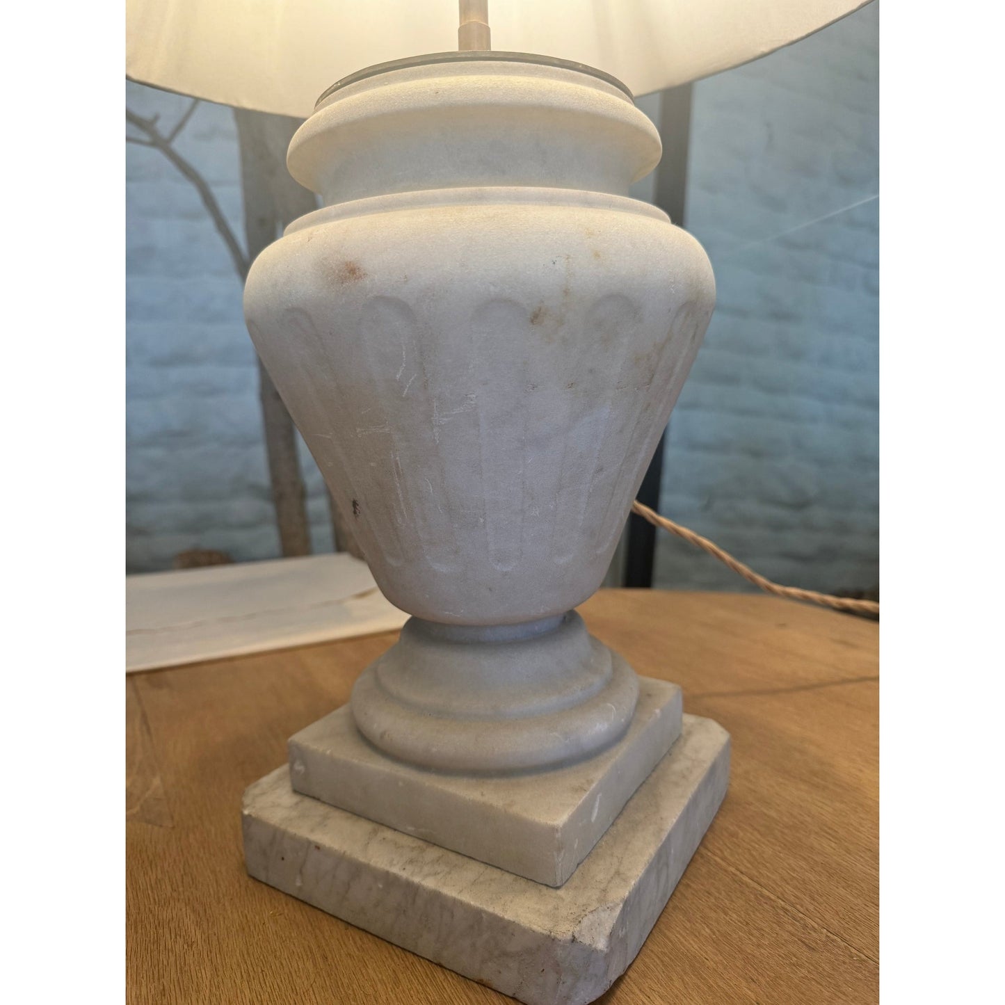 L004 Large Marble Lamp