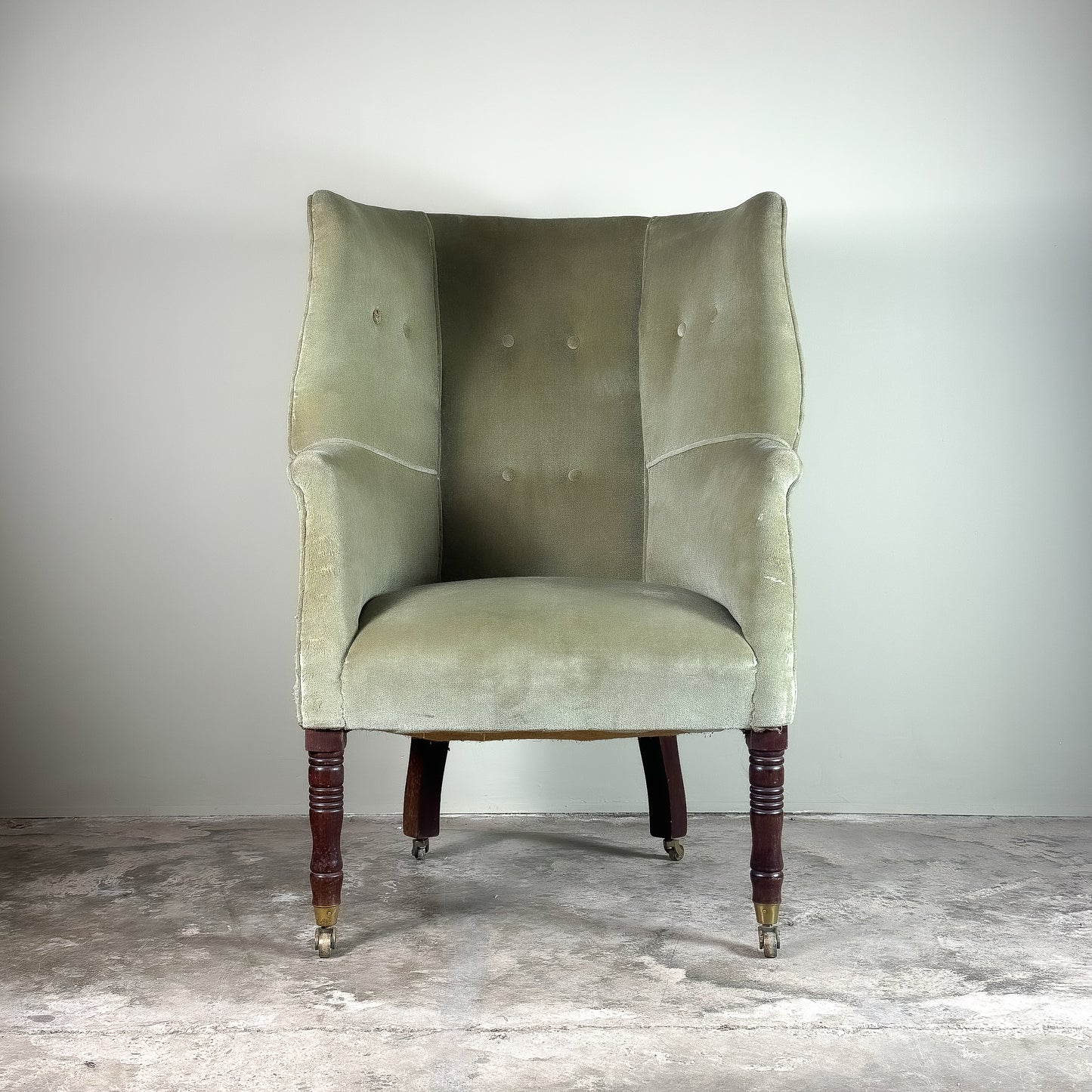 C1106 English Barrel Back Chair