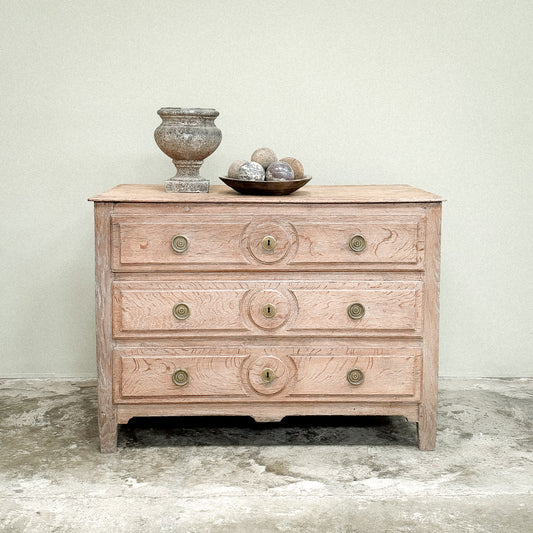 C480 19th Century Oak Chest