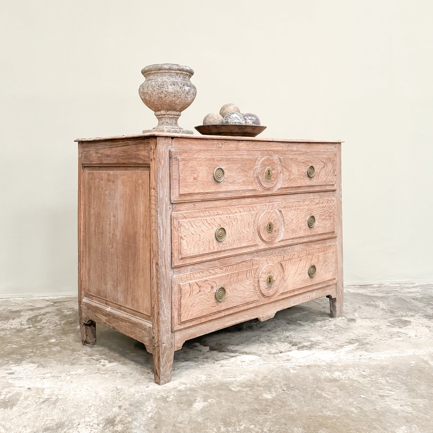 C480 19th Century Oak Chest