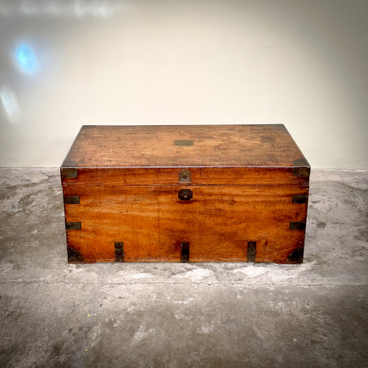 1058 Camphor Wood Box